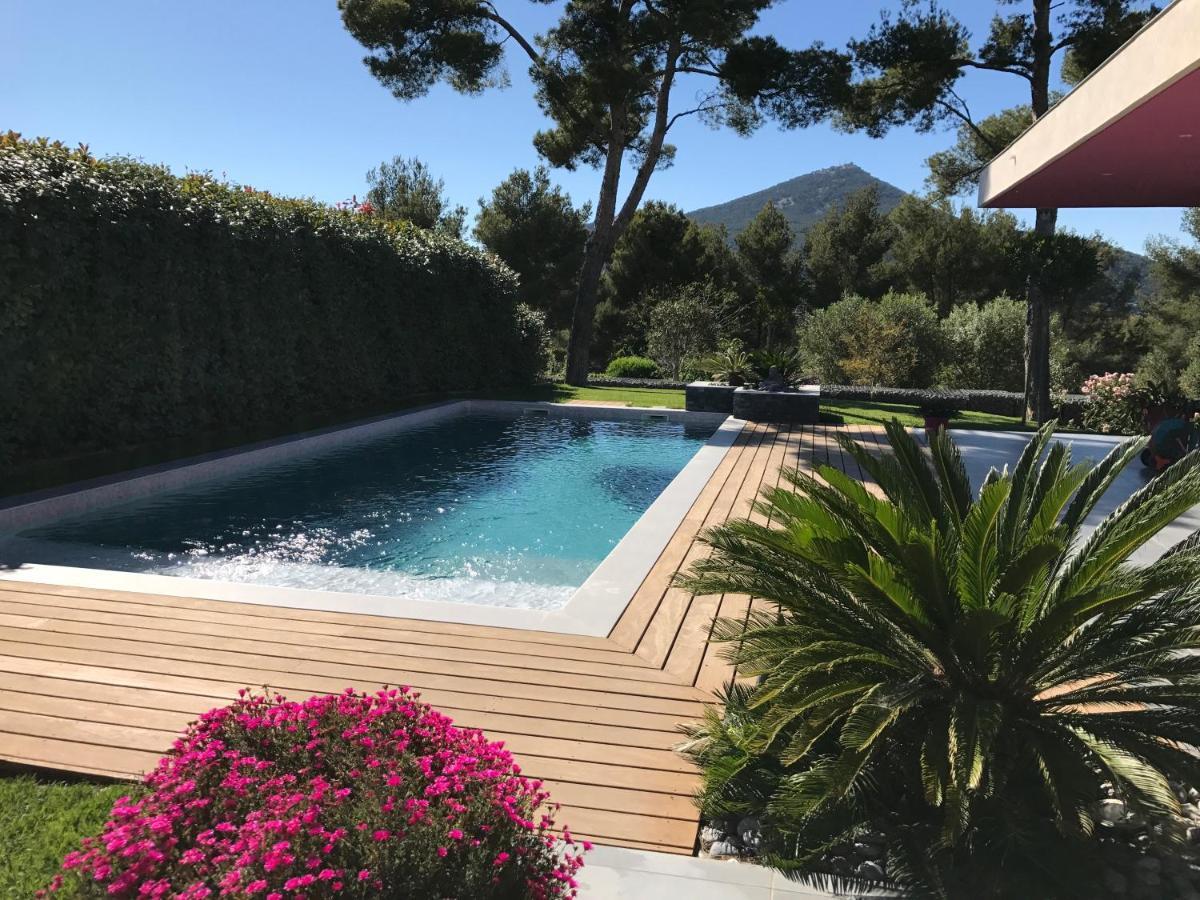 Suite indépendante standing, terrasse arborée et parking privé discret dans villa contemporaine avec piscine. La Valette-du-Var Exterior foto