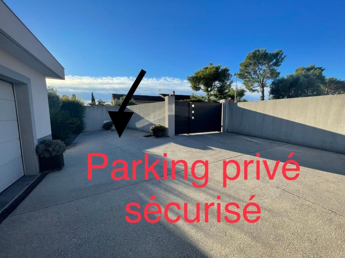 Suite indépendante standing, terrasse arborée et parking privé discret dans villa contemporaine avec piscine. La Valette-du-Var Exterior foto